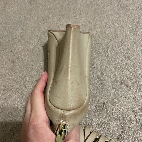 Betsey Johnson Beige Wedges size 7.5 - Picture 10 of 12